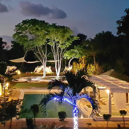 Blue Hotel And Resort Каламба Экстерьер фото